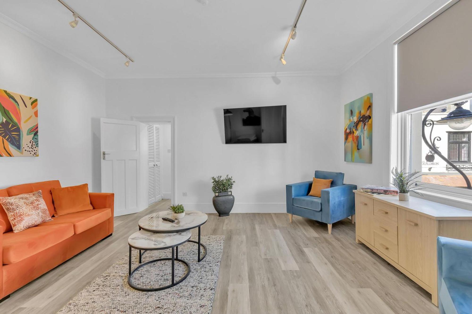 Chic Townhouse By My Getaways Holiday home